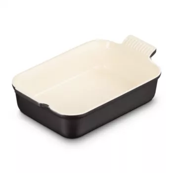 Le Creuset taisnstūra Heritage keramikas cepamtrauks 26x19cm / 2,4L melns