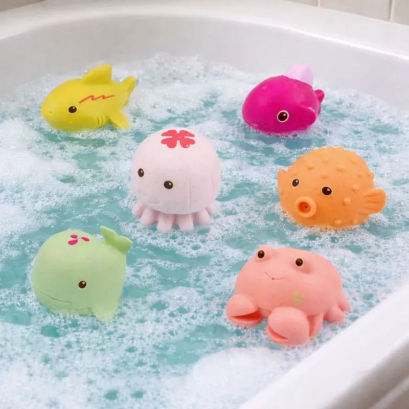 LEAN TOYS 6 izglītojošu gumijas jūras dzīvnieku komplekts peldēšanai un izklaidei.