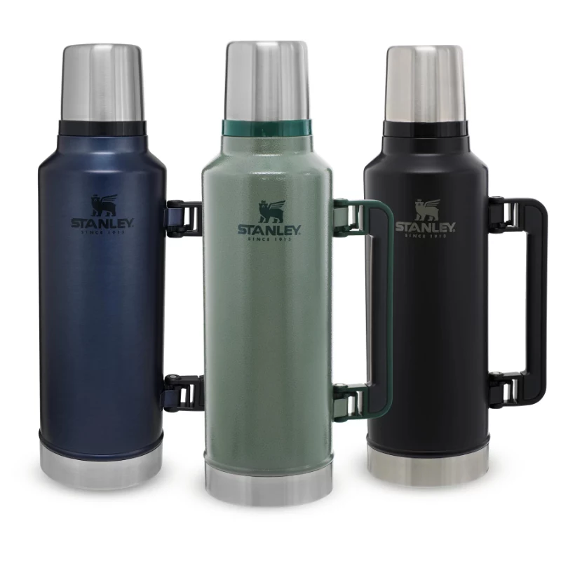 STANLEY Termoss The Legendary Classic Bottle 1,9L matēts melns