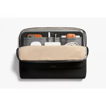 Bellroy Laptop Caddy 14 inch futrālis ar aksesuāru kabatām - melns