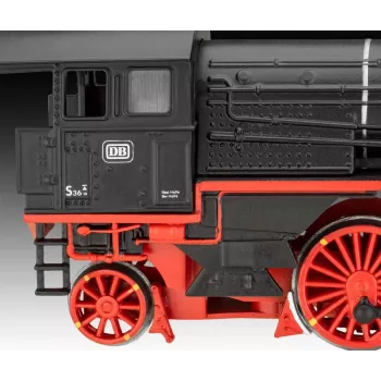 Revell 02168 S3/6 BR18 lokomotīves modeļa komplekts 1:87