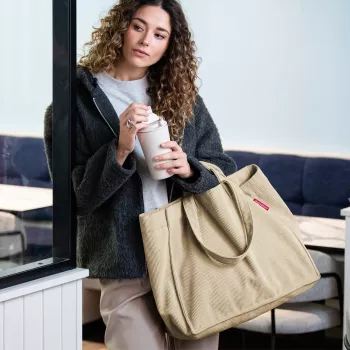 reisenthel Softshopper Cord smilškrāsas plecu soma GR6052 poliesteris 28 litri
