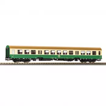 PIKO 28005 H0 Halberstädter Mitteleinstiegswagen bēšzaļš 2. klases DR