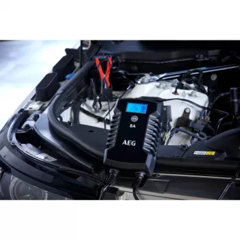 AEG LD8 10618 Automašīnas akumulatora lādētājs 12V/24V 8A/4A Automātisks