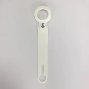 CYOO Apple AirTag silikona aizsargapvalks ar atslēgu piekariņu - balts (CY122409)
