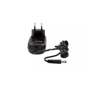 EXSYS 5V 4A 20W maiņstrāvas/līdzstrāvas barošanas adapteris ar 5,5 mm līdzstrāvas ligzdu (EX-6982)