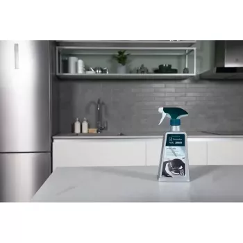 Electrolux M3SCS301 Nerūsējošā tērauda tīrītājs, 300 ml aerosols