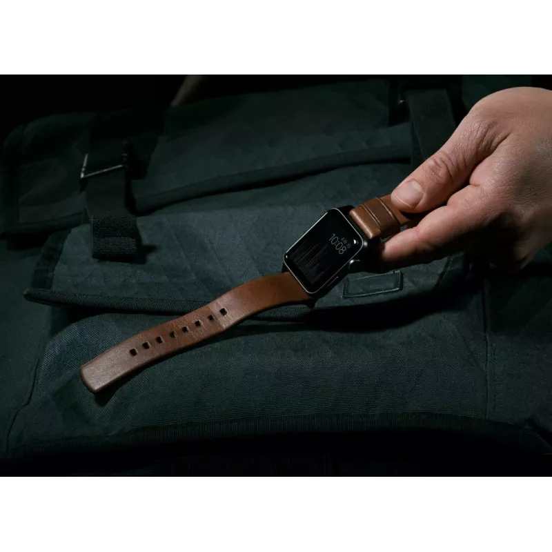 NOMAD Modern Band - Horween ādas siksniņa Apple Watch 46mm/49mm (Rustic Brown, melna furnitūra)