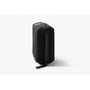 Bellroy Tech Kit Compact maciņš, melns