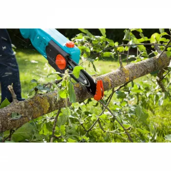 Gardena TCS 720/20 teleskopiskās zaru atzarošanas šķēres 720 W 20 cm tirkīza