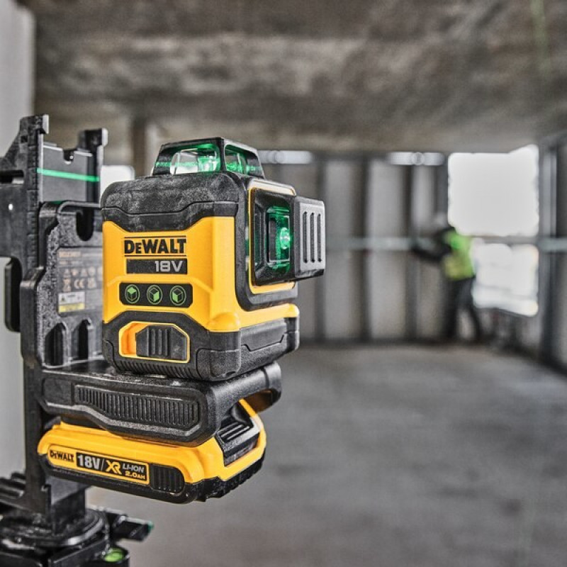 DeWalt DCLE34031D1-QW 3x360° krustlīniju lāzera līmeņrādis, zaļš, 40 m, 18 V, 2 Ah akumulators, TSTAK koferis