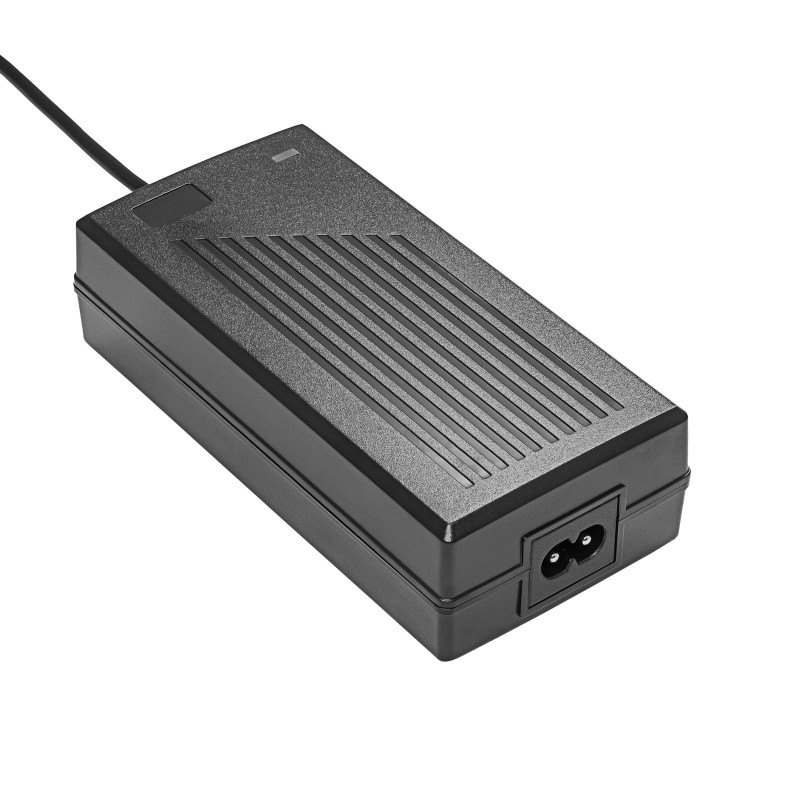 Akyga AK-EV-02 elektrovelosipēdu un skrejriteņu lādētājs 24 V akumulatoriem, 29,4 V / 2 A, 60 W, GX12 9 mm ligzda, 1 m