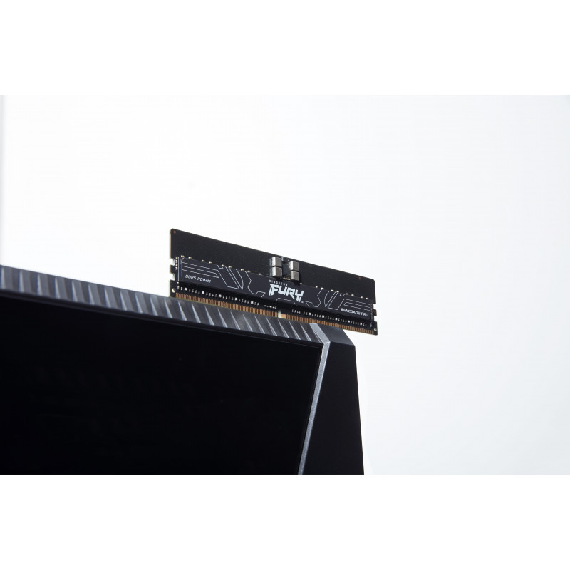 Kingston FURY Renegade Pro KF560R32RBEK4-128 DDR5-6000 ECC reģistrētās atmiņas komplekts, 128 GB (4 x 32 GB), melns