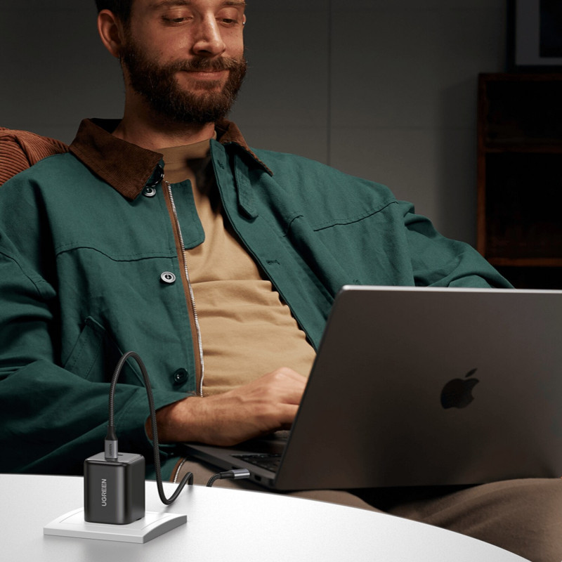 Ugreen X526 lādētājs 45 W, 2 x USB-C, GaN, melns