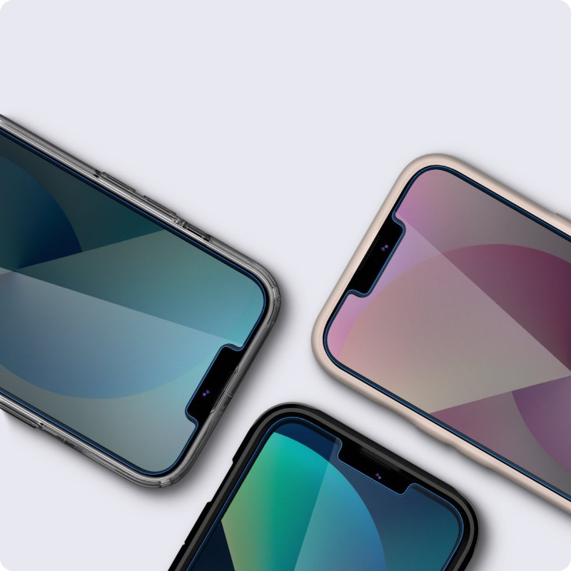 Spigen GLAS.tR EZ Fit rūdītais stikls Apple iPhone 13 / 13 Pro / 14 / 16e / 17e, caurspīdīgs