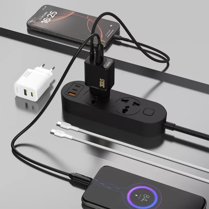 Dudao A27TEU PD 30W GaN sienas lādētājs, USB-A + USB-C, melns