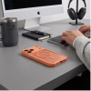 Tech-Protect BasicMag MagSafe apvalks Apple iPhone 17 Pro / 18 Pro, matēts Cosmic Orange