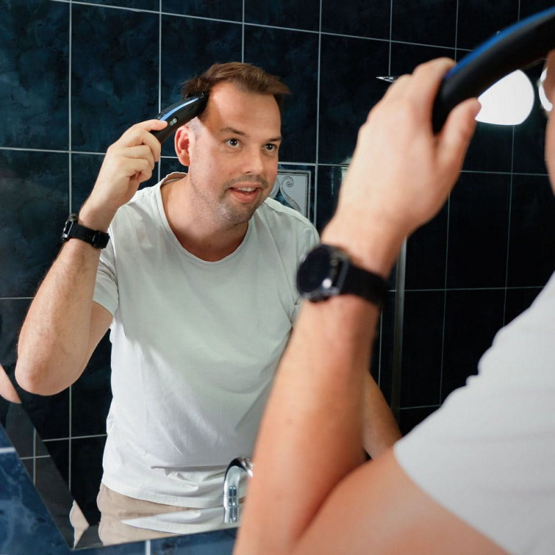Eldom MG11U Razor bezvadu matu griežamā mašīnīte, uzlādējama/barošana no tīkla