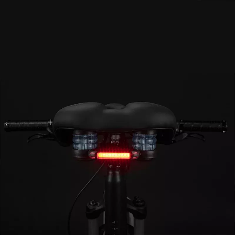 Rockbros 38218916002 MTB velosipēda sēdeklis ar lukturīti, melns