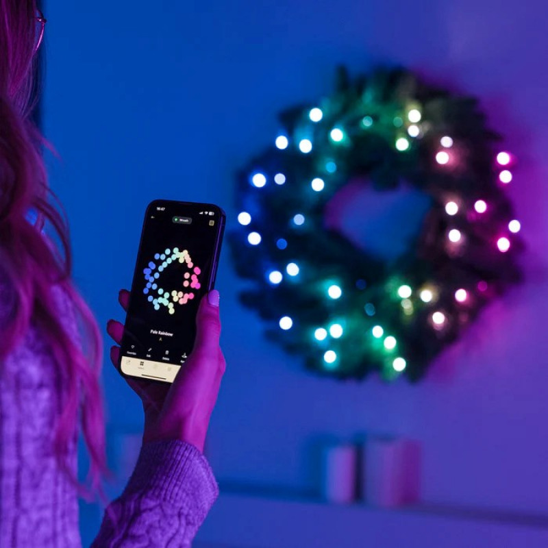 Twinkly iepriekš apgaismots vainags 50 RGB LED, zaļš vads, C tipa spraudnis, 60 cm