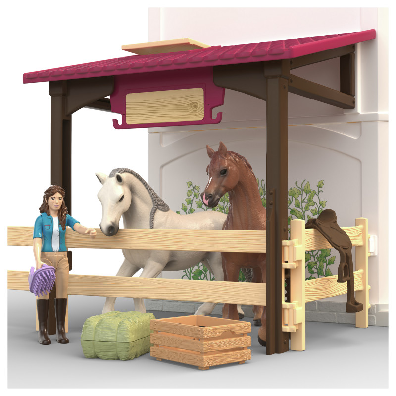 Schleich Horse Club rotaļu komplekts ar villu pie ezera un aploku 42785