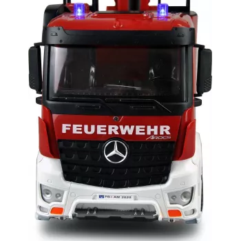 Amewi Mercedes-Benz ugunsdzēsēju mašīna ar paceļamo kāpņu torni 1:18 RTR 2.4GHz ar ūdens smidzinātāju