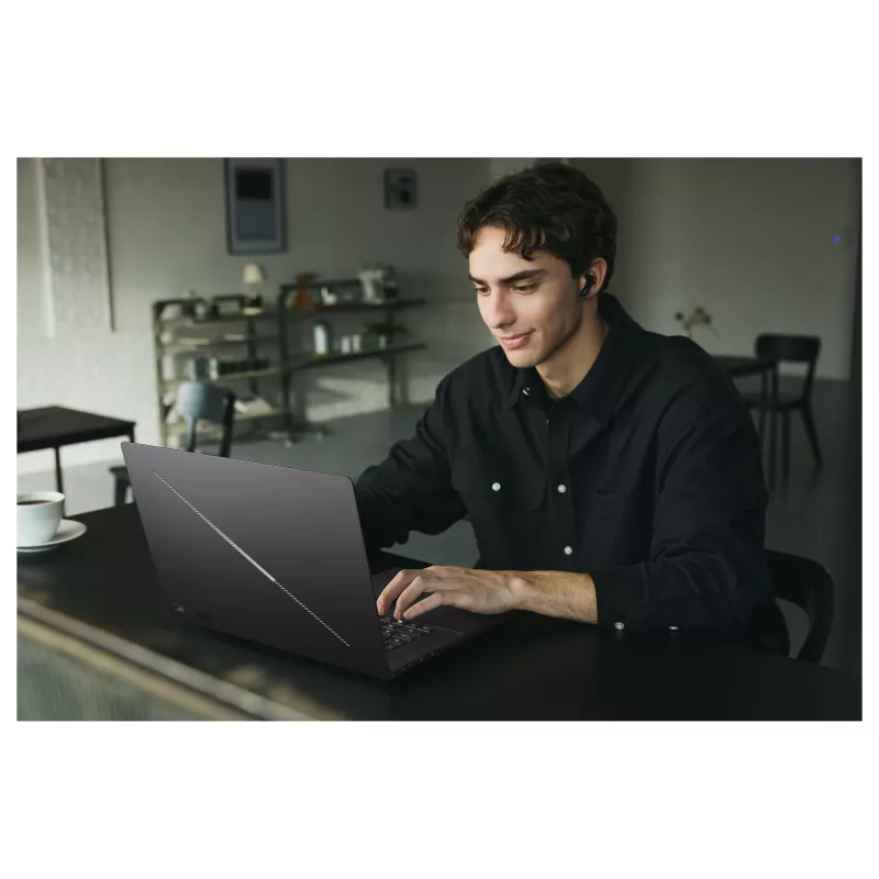 ASUS ROG Zephyrus G16 GU606AW-TB001W spēļu klēpjdators, 16 collu QHD+ 240Hz, Intel Core Ultra 9 386H, 64GB RAM, 2TB SSD, NVIDIA GeForce RTX 5080, Windows 11 Home