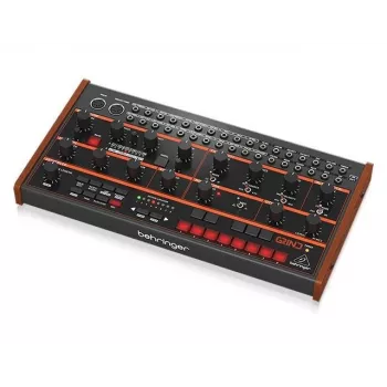 Behringer GRIND hibrīdsintenzators