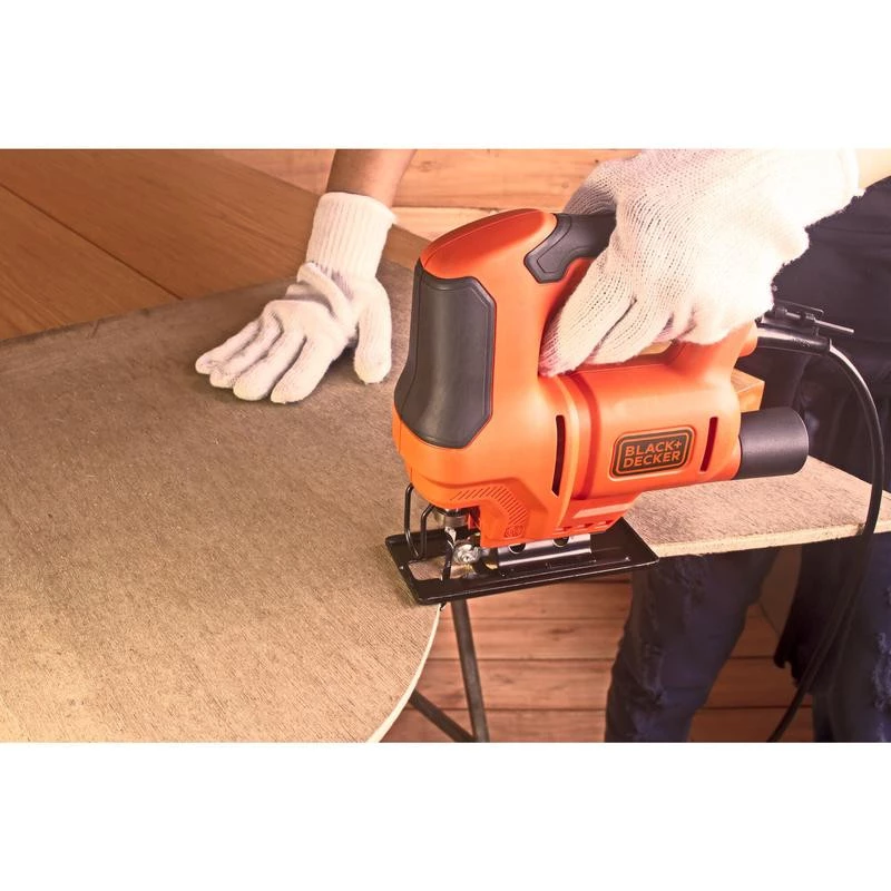 BLACK & DECKER BES603-QS Finzāģis 400 W