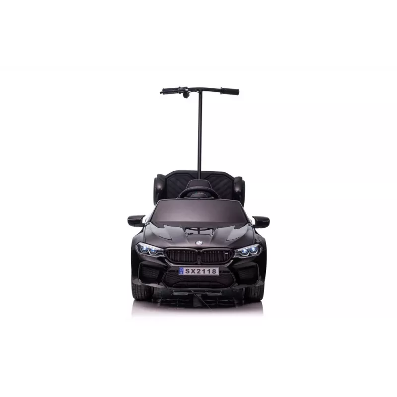 BMW M5 ar akumulatoru darbināma automašīna ar vecāku platformu, melna lakota