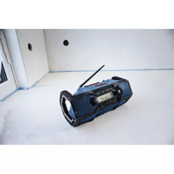BOSCH HEAVY DUTY GPB18V-3C Professional Bluetooth FM Radio (Zils/Melns, bez akumulatora)