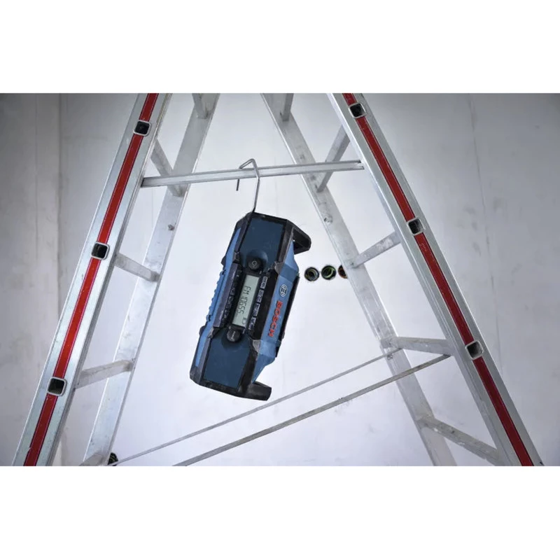 BOSCH HEAVY DUTY GPB18V-3C Professional Bluetooth FM Radio (Zils/Melns, bez akumulatora)
