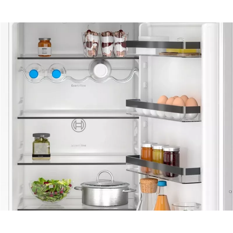 Bosch KIN96SFD0 pilnībā integrēts ledusskapis-sal dētava ar VitaFresh pro 0°C, NoFrost, 387L, energoefektivitātes klase D, 35 dB