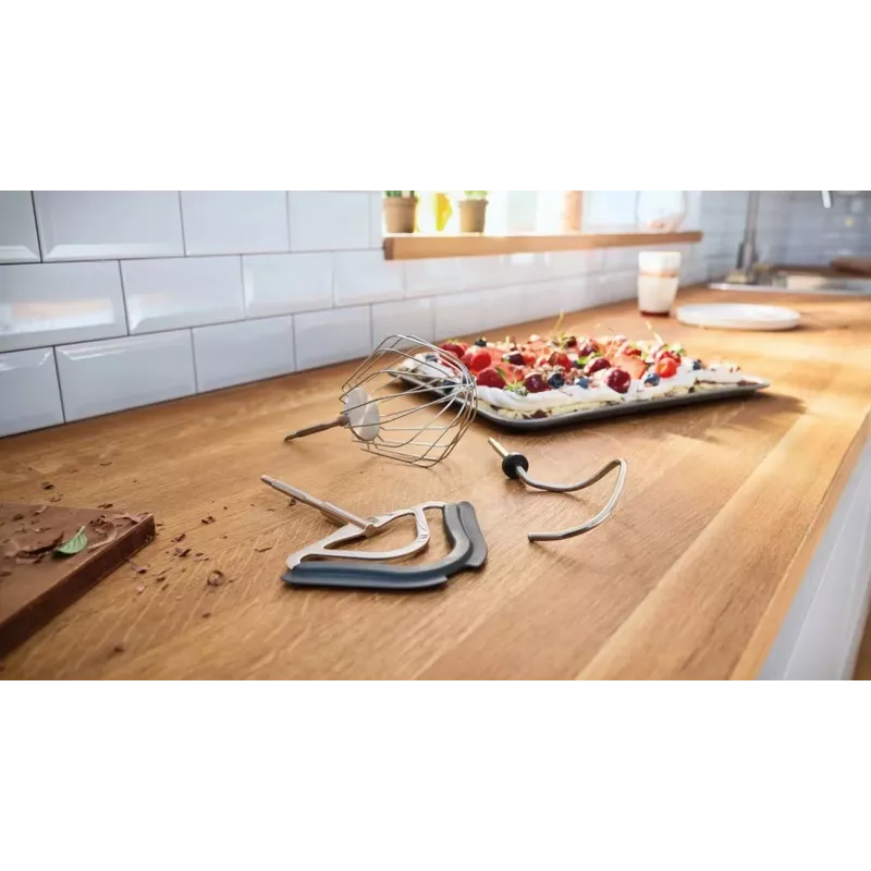 Bosch MUM58359 virtuves kombains rubīnsarkans/sudrabs 1000W 3.9L nerūsējošā tērauda bļoda