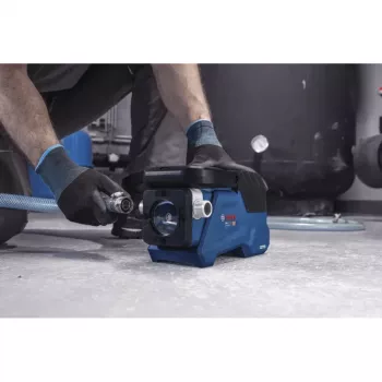 BOSCH POWERTOOLS Bezvadu pārsūknēšanas sūknis GTP 18V-28 Solo, 18V (Zils/Melns, bez akumulatora, tīram ūdenim)