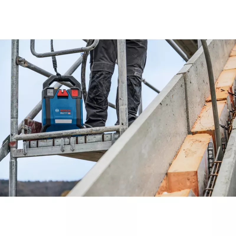 BOSCH POWERTOOLS GPU 18V-2 DI Bezvadu augstfrekvences betona vibratora sistēma (kastē)