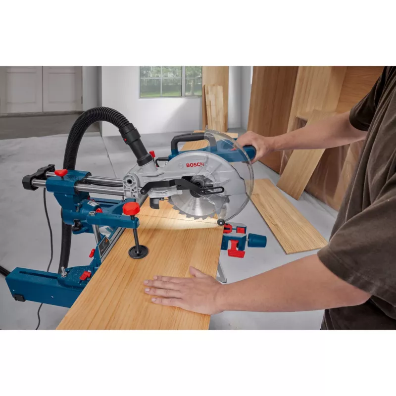 Bosch Professional GCM305-216S Slīpzāģis (0601B61000)