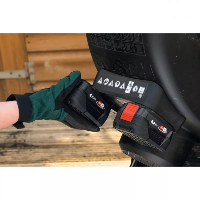 Bosch UniversalShredder Solo Bezvadu Dārza Smalcinātājs, 36V (2x18V), 40mm Zaru Kapacitāte, 50L Savākšanas Kaste, Zaļš/Melns, Instruments Bez Akumulatora (06008E0001)