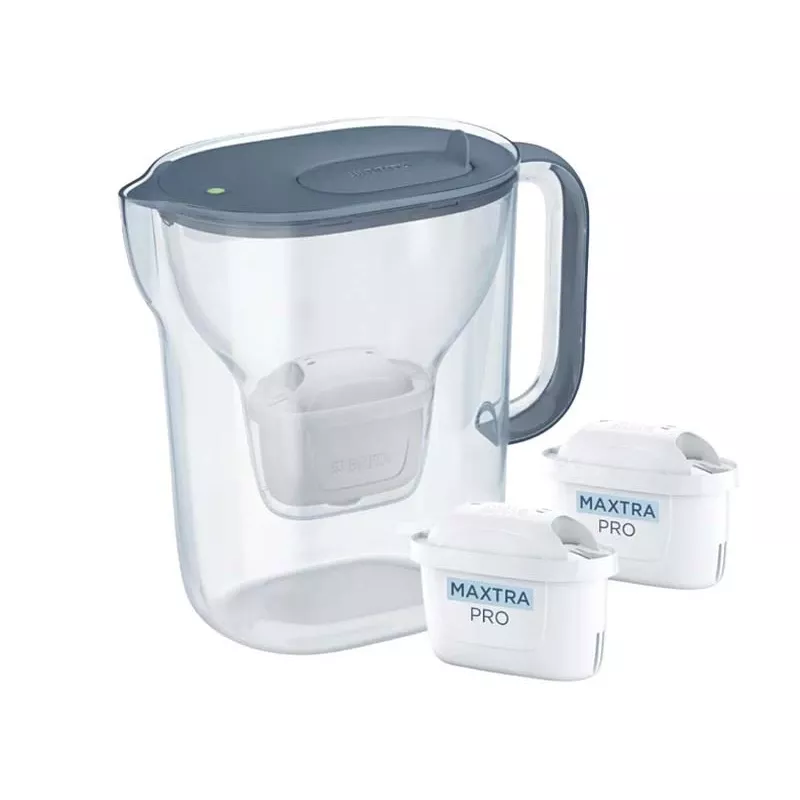 Brita Style Essential+ ūdens filtra krūze ar 2 MaxtraPro PP kasetnēm (2,4 L, tumši zila)