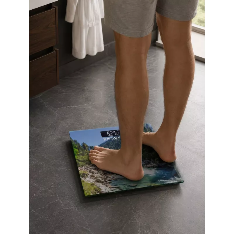 Brock BS 004 digitālie vannasistabas svari ar rūdīta stikla platformu, 180 kg ietilpība, 100 g precizitāte, automātiska ieslēgšana/izslēgšana, 2x AAA baterijas iekļautas
