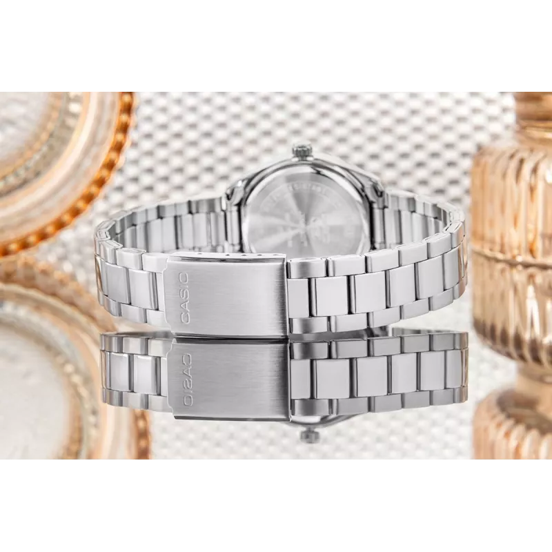 CASIO LTP1302PD7A1V Unisex Analogais kvarca pulkstenis, sudraba nerūsējošais tērauds, 34.5 x 30.2 x 8.7 mm