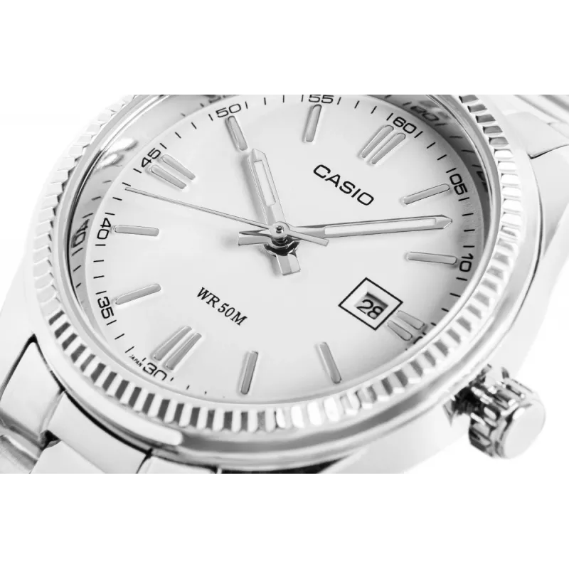 CASIO LTP1302PD7A1V Unisex Analogais kvarca pulkstenis, sudraba nerūsējošais tērauds, 34.5 x 30.2 x 8.7 mm