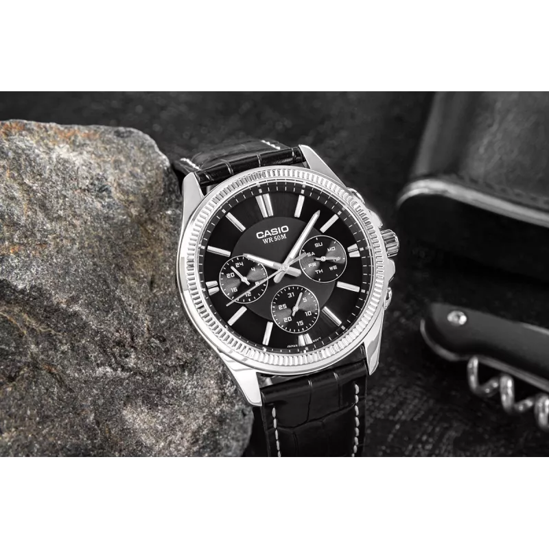 CASIO MTP1375L1AVDF vīriešu analogais kvarca pulkstenis ar ādas siksniņu, melns ciparnīcas, 42 mm