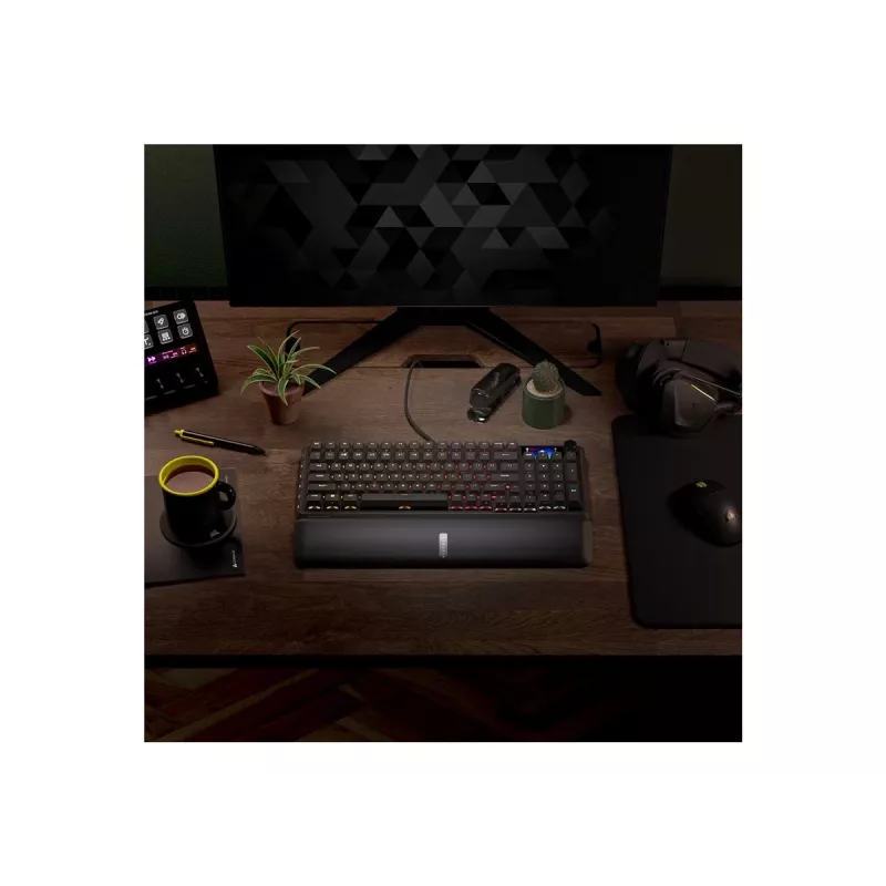 CORSAIR VANGUARD 96 mehāniskā spēļu tastatūra ar CORSAIR MLX Plasma slēdžiem