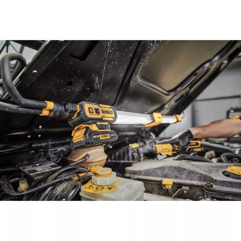 DEWALT DCL045 18V XR Bezvadu LED apgaismojuma laukums (tikai instruments)