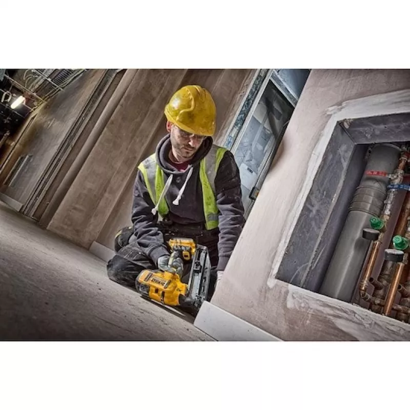 DEWALT DCN660D2-QW 18V Bezvadu Naglotājs/Skavotājs Komplekts
