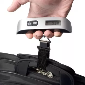 ELDOM WB10 Digitalais bagāžas svari 50 kg ar fona apgaismojumu LCD, nerūsējošā tērauda āķis, taras un turēšanas funkcijas