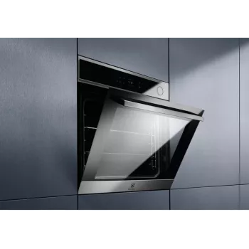 Electrolux EOC8P39WX Iebūvējamā viena cepeškrāsns ar pirolītisko pašattīrīšanos, 71L, A+ enerģija, nerūsējošais tērauds