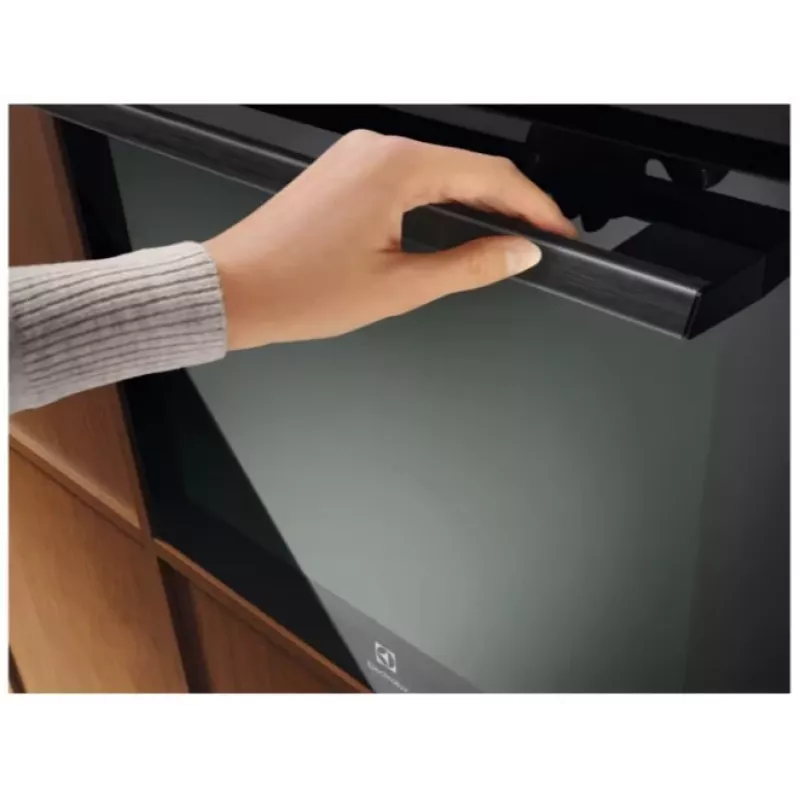 Electrolux EOF7P86H3 Iebūvējamā elektriskā cepeškrāsns 71L pirolītiskā pašattīrīšanās A+ enerģijas klase ar SenseCook un SteamBake
