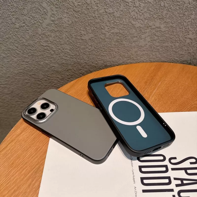 Evelatus Apple iPhone 16 Pro Max PC NeoCase ar MagSafe brūns